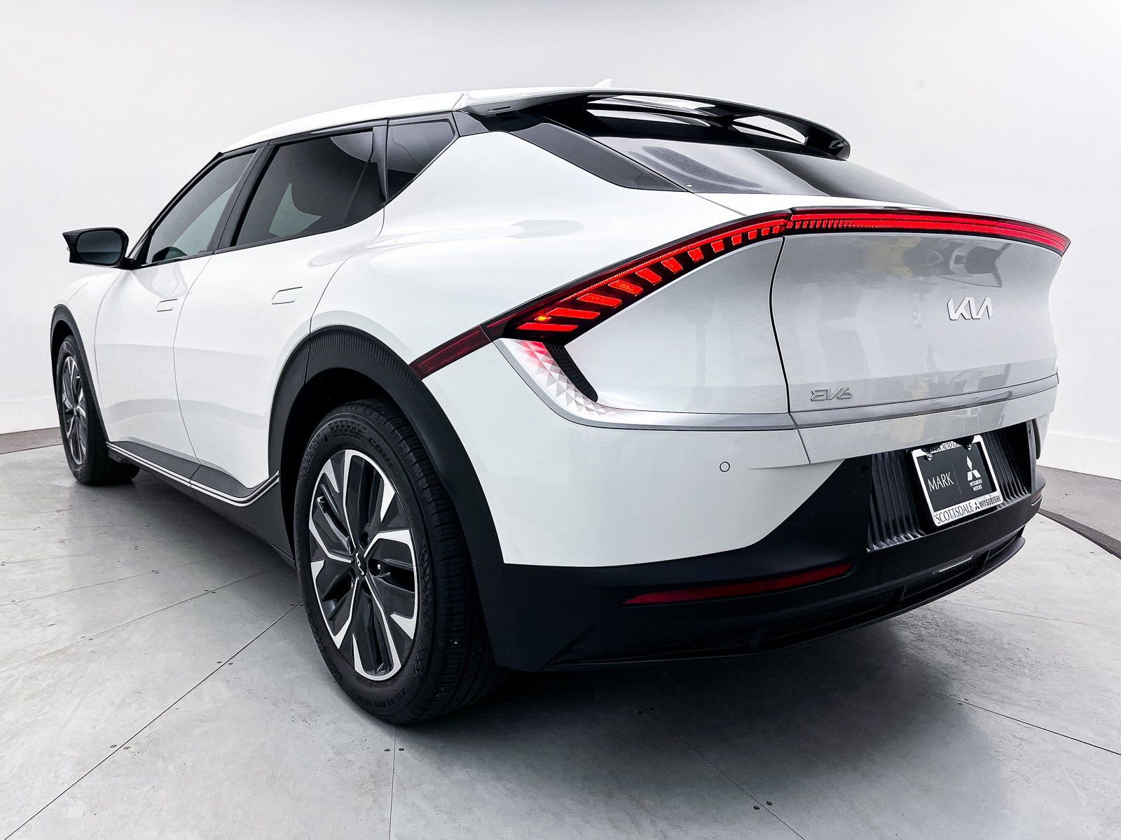 Certified 2023 Kia EV6 Light image 12