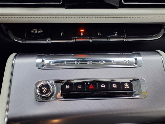 New 2025 Lincoln Aviator 2WD w/ Jet Appearance Package image 6