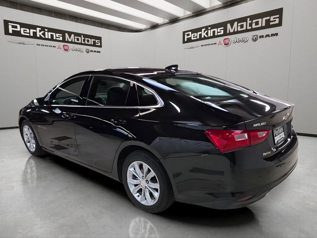 Used 2025 Chevrolet Malibu LT image 3