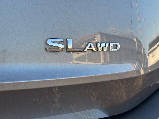 Used 2023 Nissan Rogue SL AWD/4WD image 12