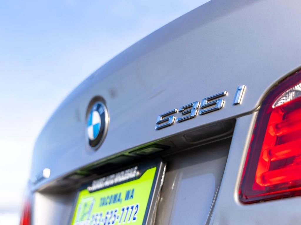 Used 2013 BMW 535i xDrive Sedan image 16