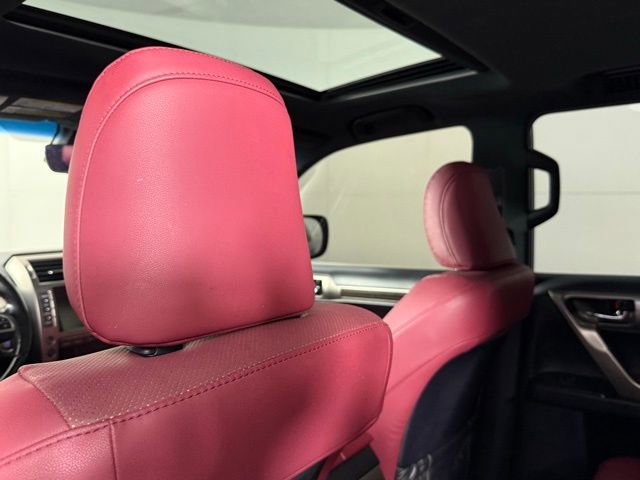 Used 2020 Lexus GX 460 Premium w/ Premium Package image 26