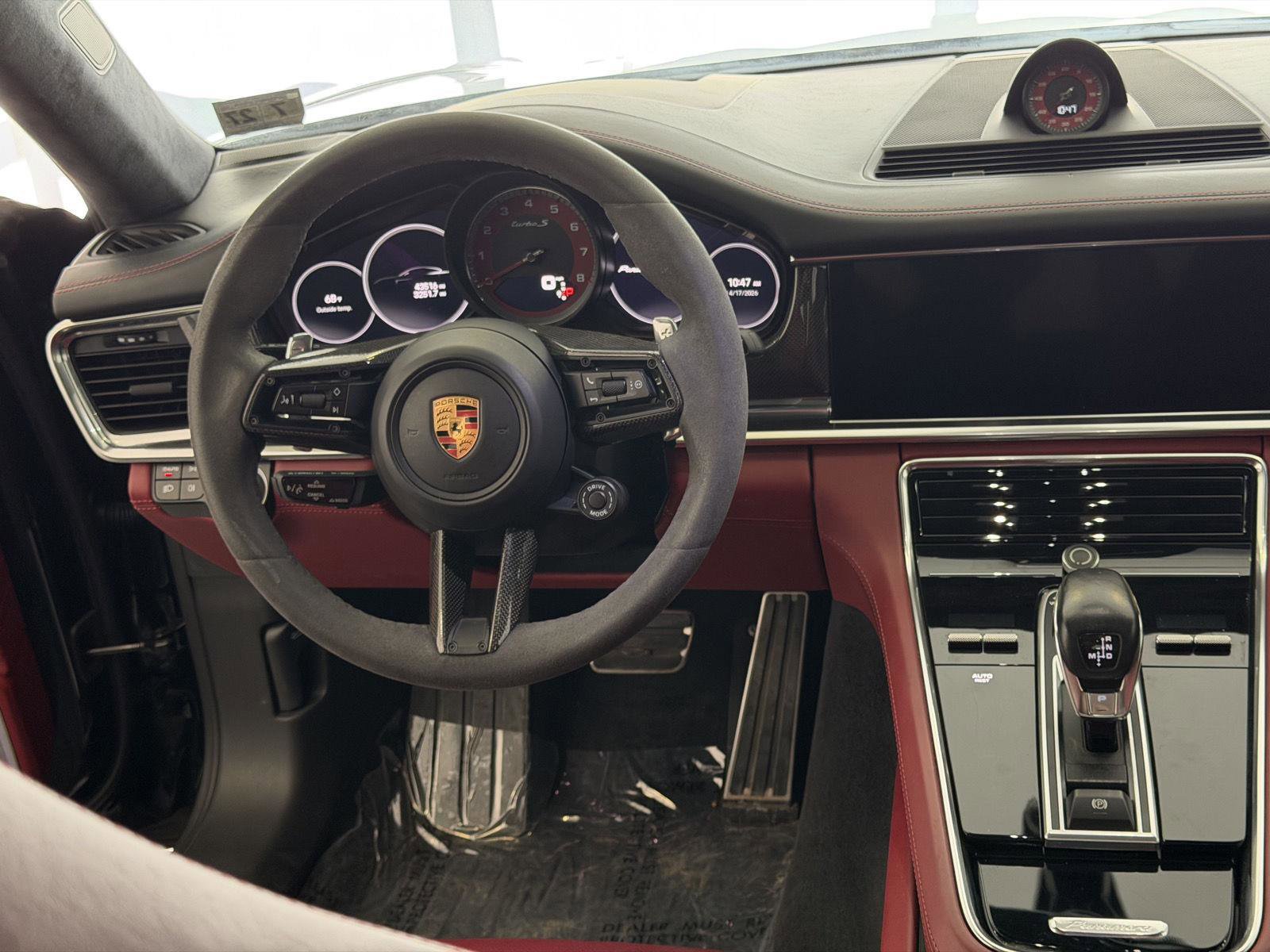 Used 2022 Porsche Panamera Turbo S image 20