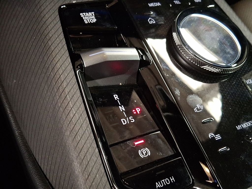 Used 2025 BMW X3 M50 w/ Premium Package image 13