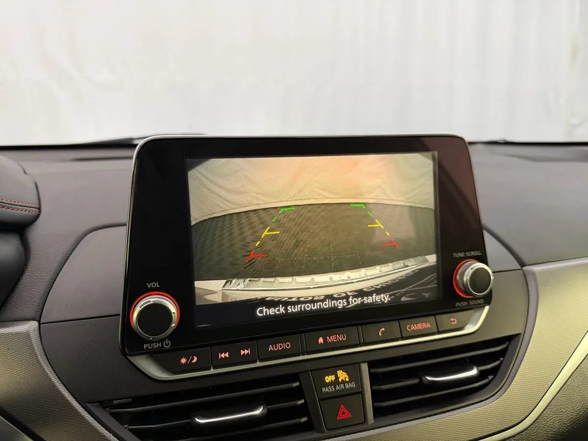 Used 2023 Nissan Altima 2.5 SR FWD image 15