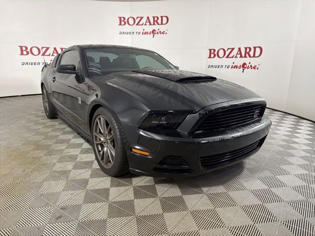 Used 2014 Ford Mustang Premium RWD image 1