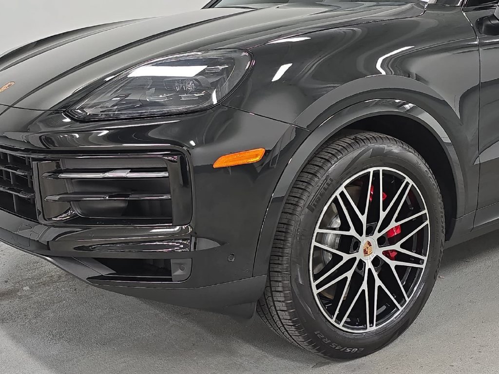 Used 2026 Porsche Cayenne S AWD/4WD image 11