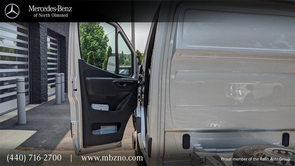 Used 2022 Mercedes-Benz Sprinter 3500 image 39