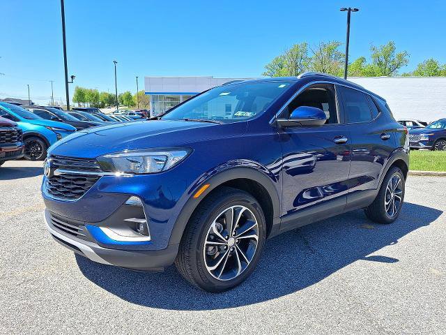 Used 2023 Buick Encore GX Select w/ Safety Package II FWD image 3