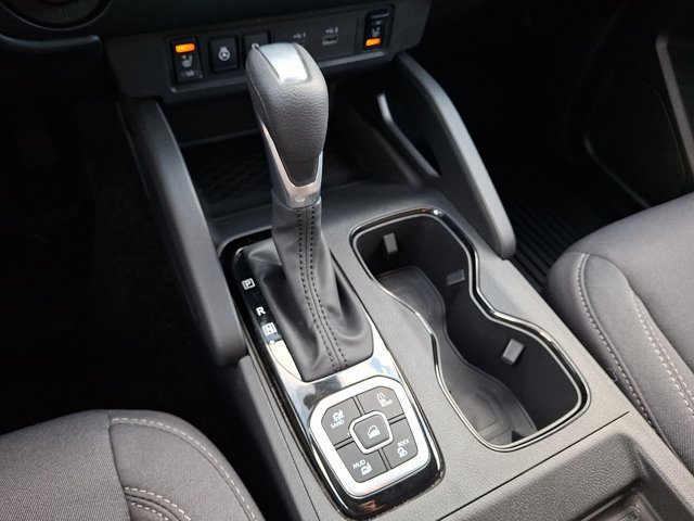 Used 2026 Nissan Frontier SV w/ All-Weather Content Package AWD/4WD image 18