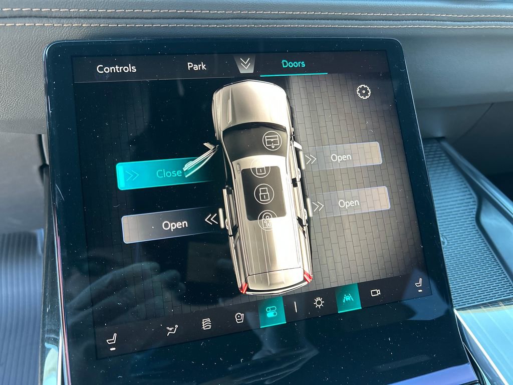 New 2026 Cadillac Escalade ESV Luxury image 29