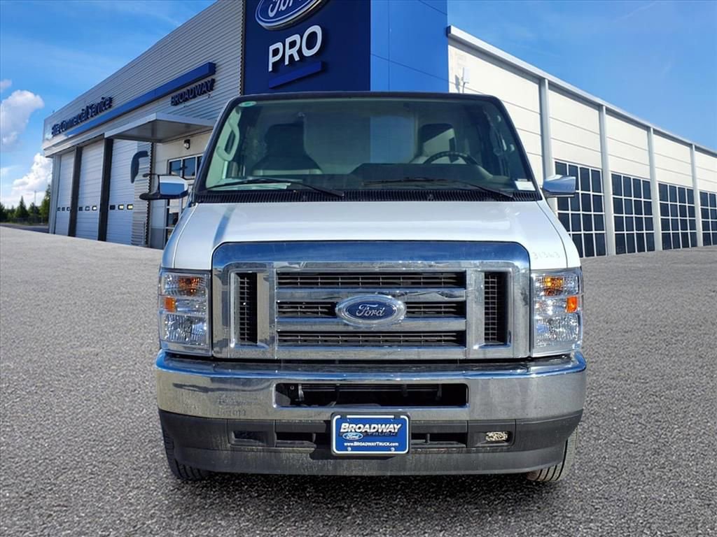 New 2024 Ford E-450 and Econoline 450 Super Duty w/ Power Windows & Locks Group RWD image 26