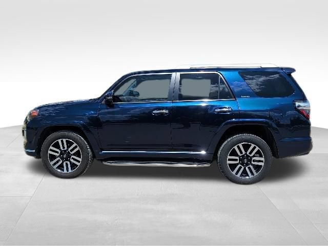 Used 2016 Toyota 4Runner Limited AWD/4WD image 6