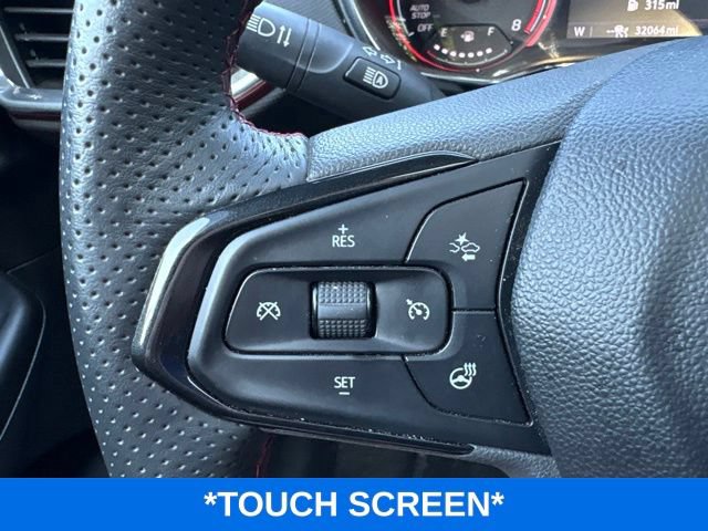 Used 2022 Chevrolet TrailBlazer RS w/ Sun and Liftgate Package FWD image 11