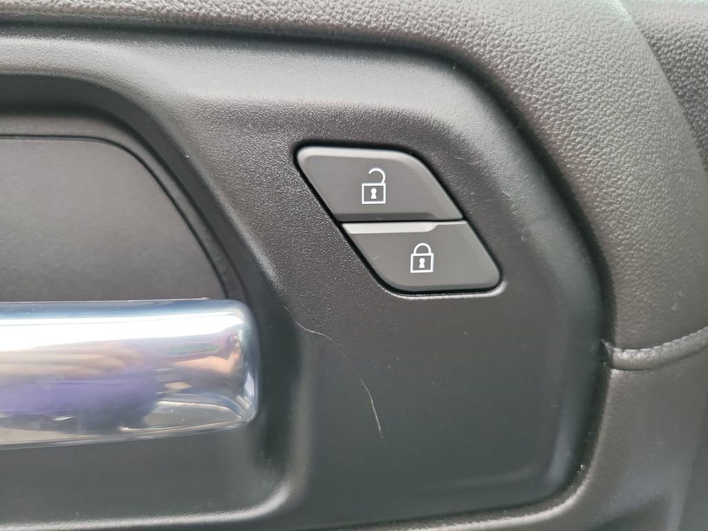 Used 2022 Chevrolet Silverado 2500 LT w/ Convenience Package image 37