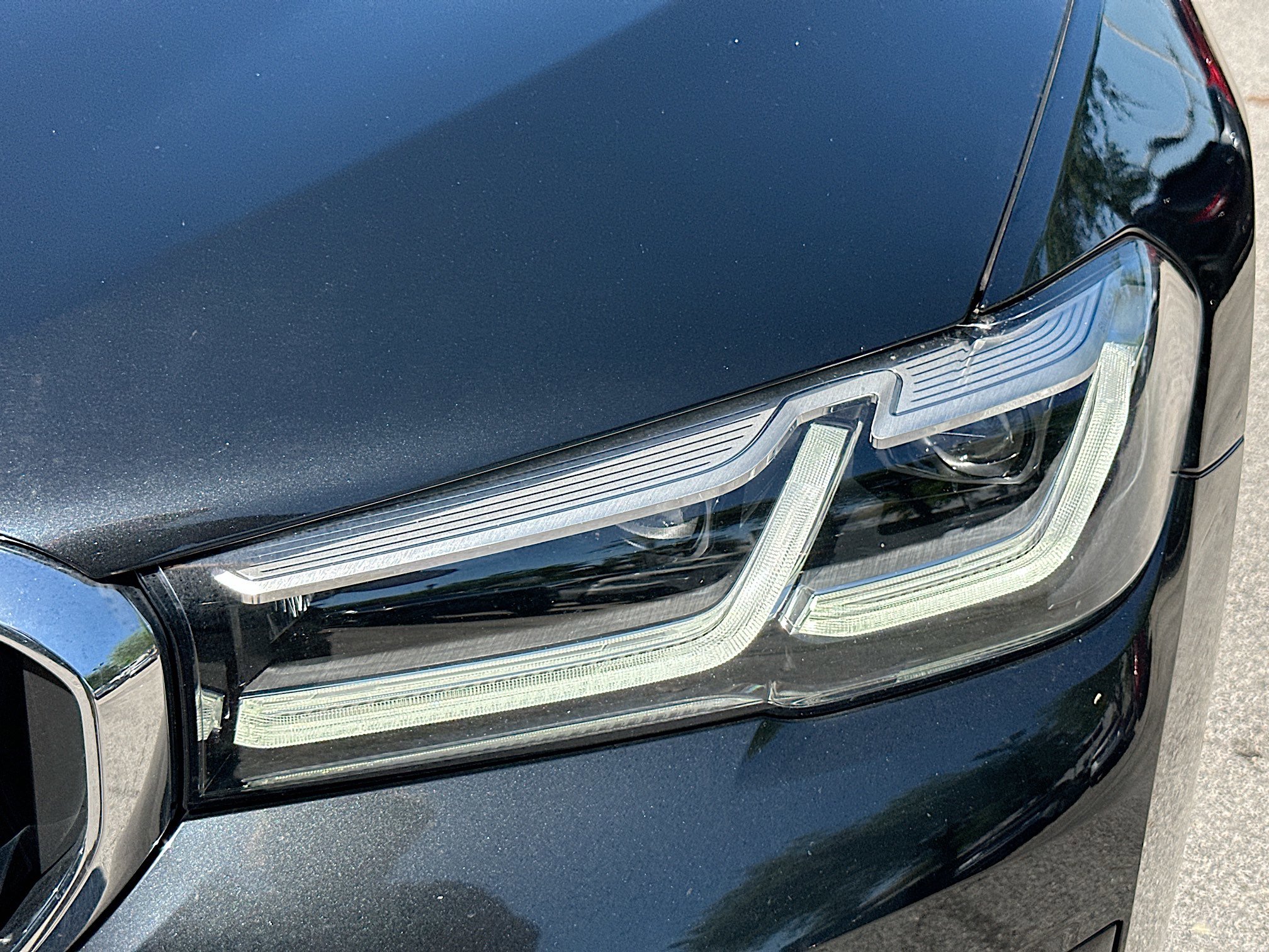 Certified 2023 BMW 540i w/ Premium Package image 32