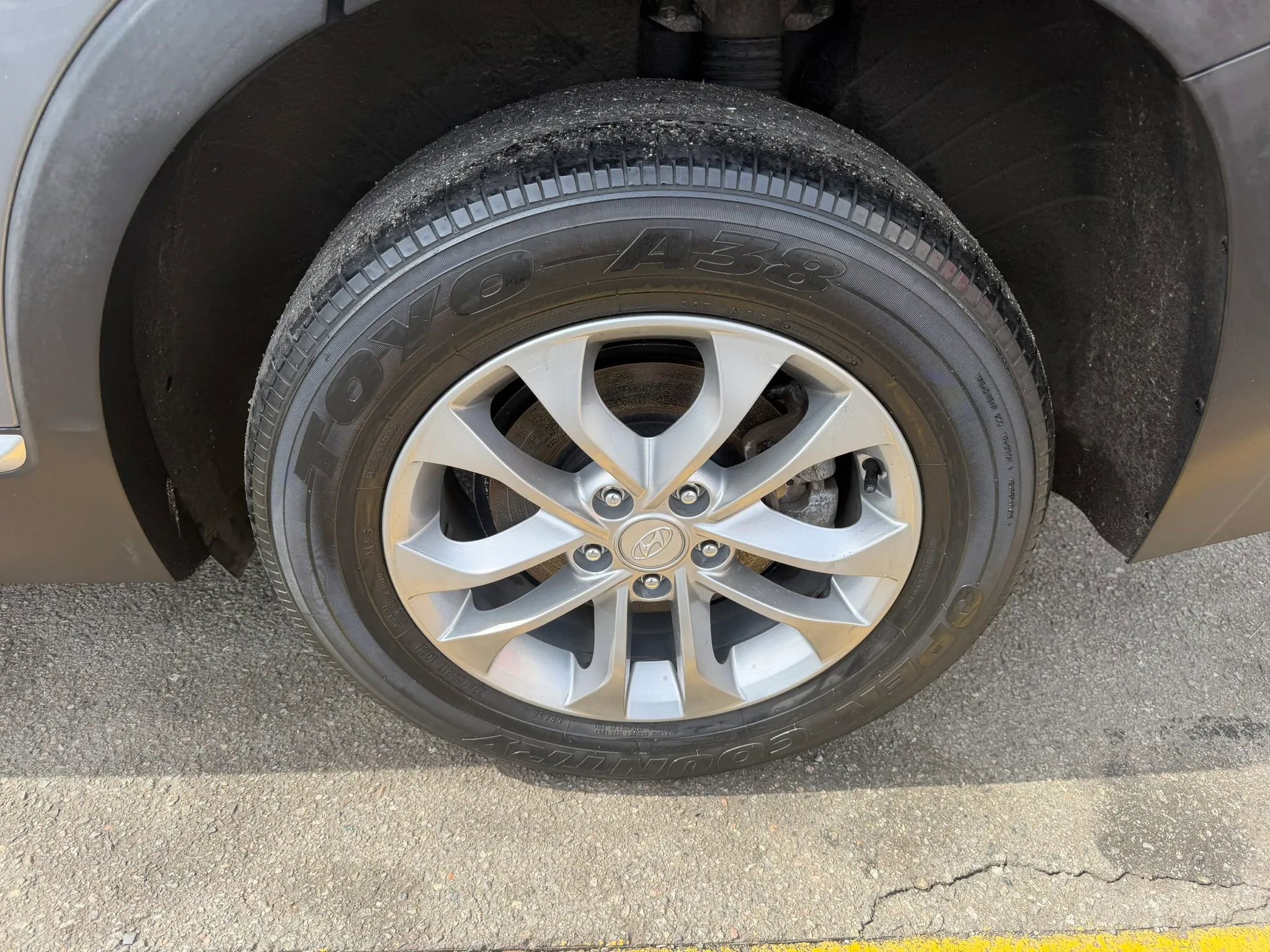 Used 2019 Hyundai Santa Fe SE FWD image 3