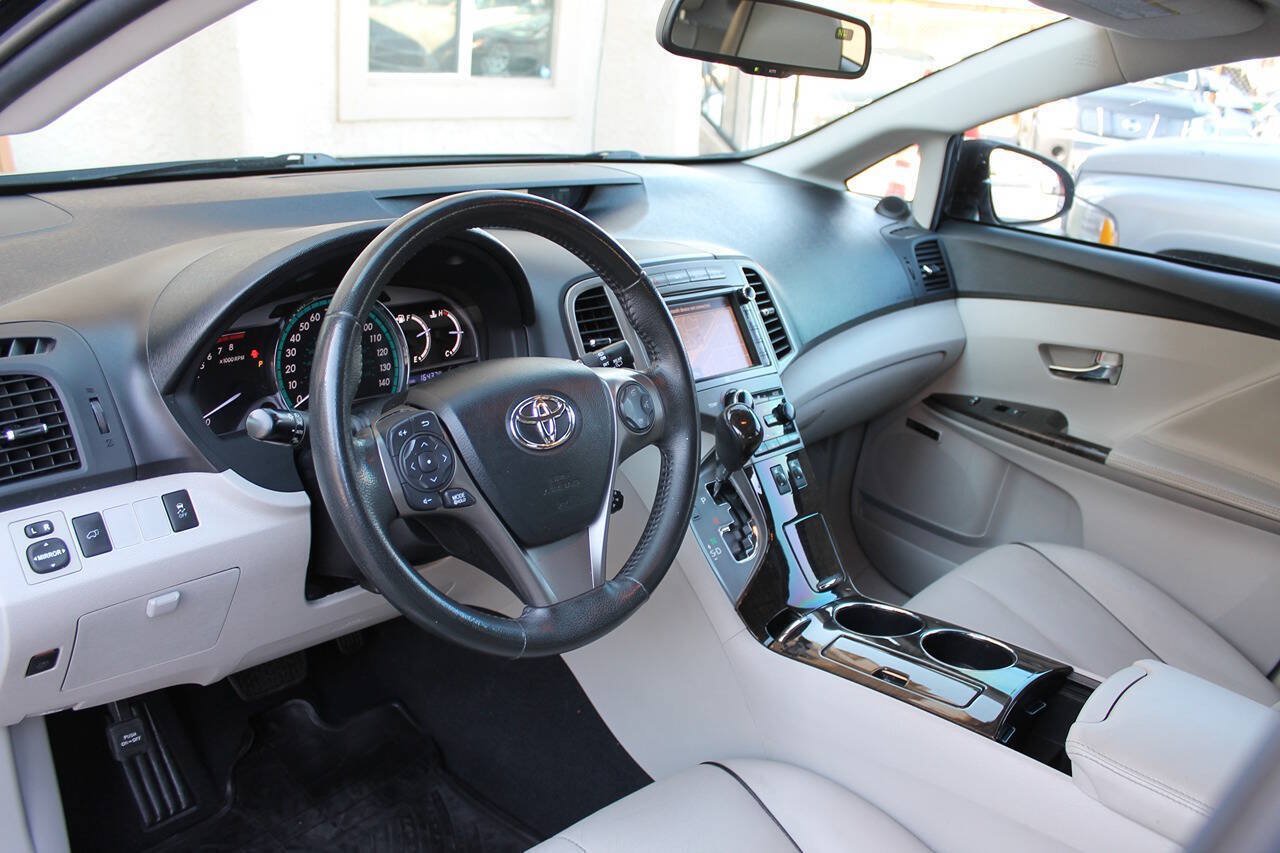 Used 2013 Toyota Venza Limited w/ Tow Prep Pkg AWD/4WD image 22