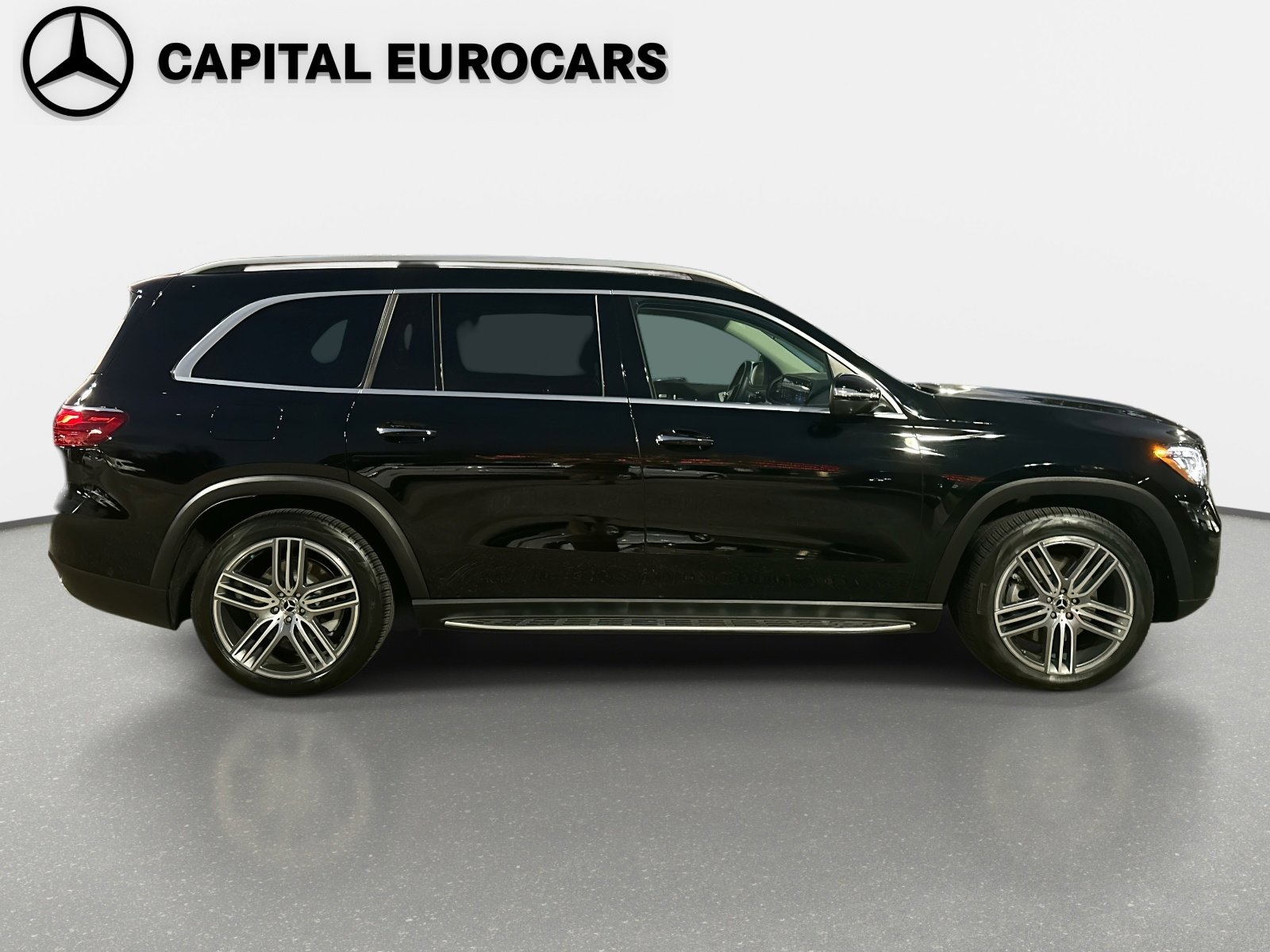 Certified 2025 Mercedes-Benz GLS 450 4MATIC image 6