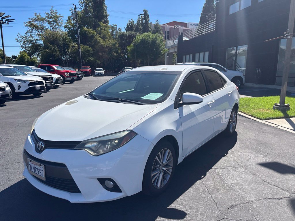 Used 2015 Toyota Corolla LE FWD image 8