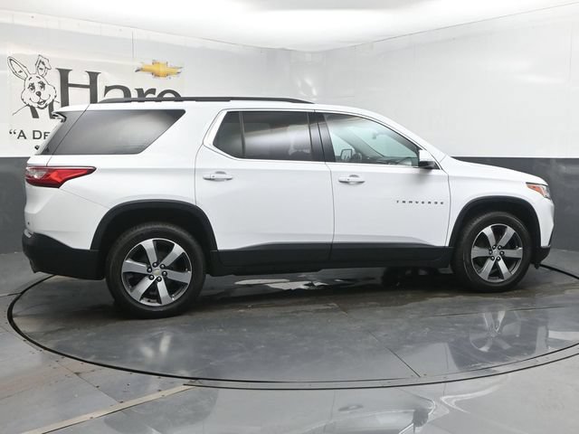 Used 2021 Chevrolet Traverse LT w/ LT Premium Package AWD/4WD image 40