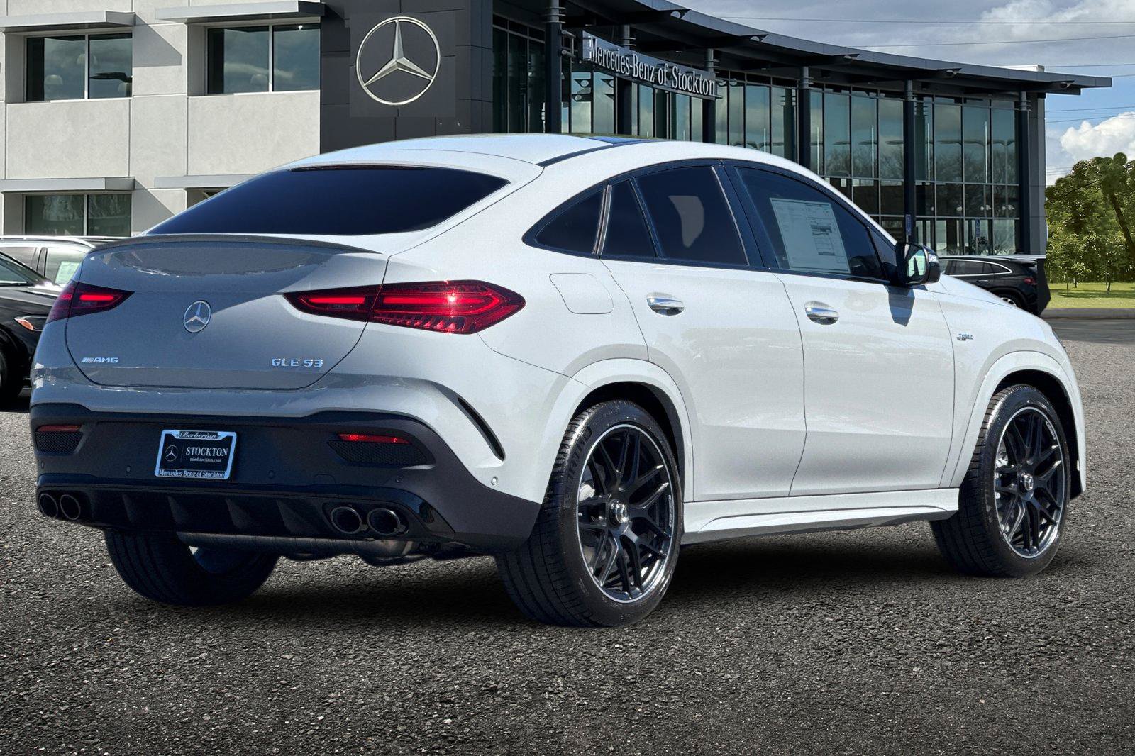 New 2026 Mercedes-Benz GLE 53 AMG 4MATIC Coupe image 4