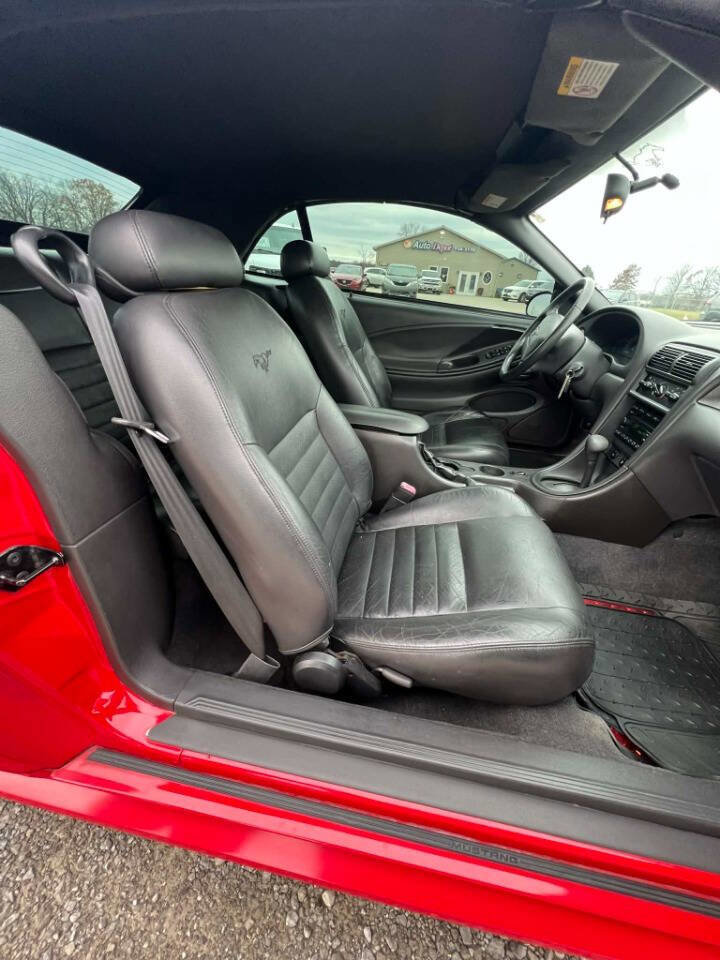 Used 2004 Ford Mustang GT image 12