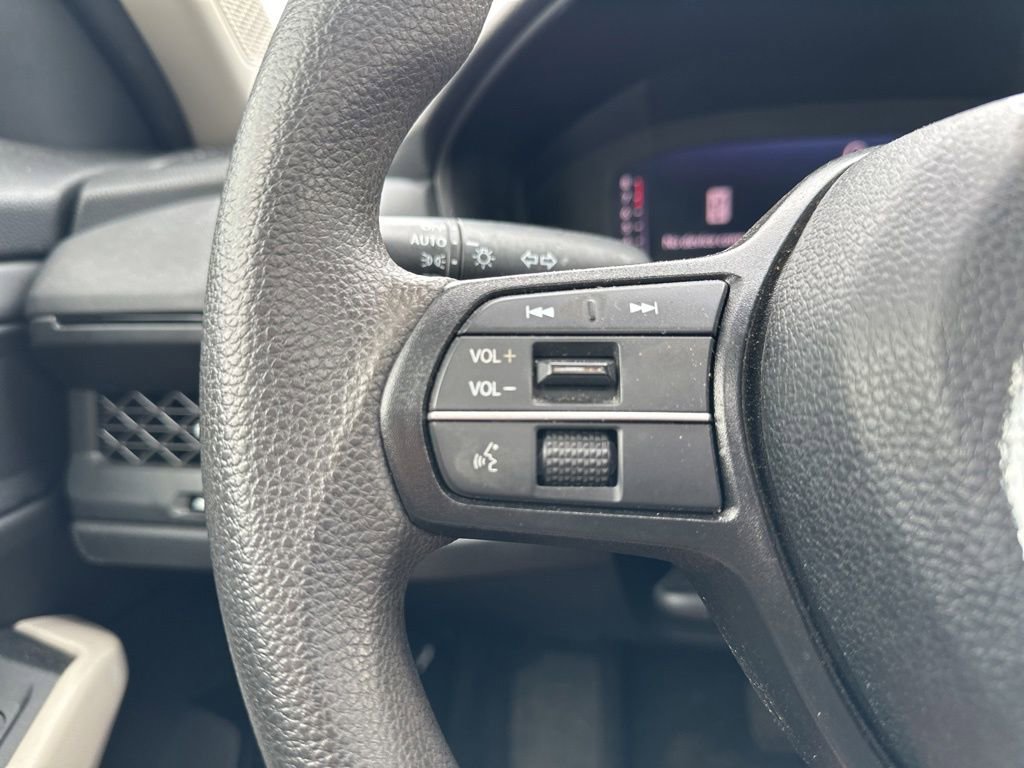 Used 2025 Honda Accord SE image 22