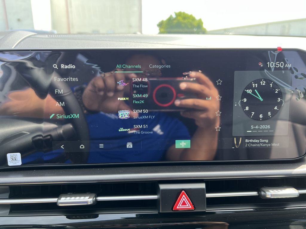 New 2026 Kia Sportage EX FWD image 16