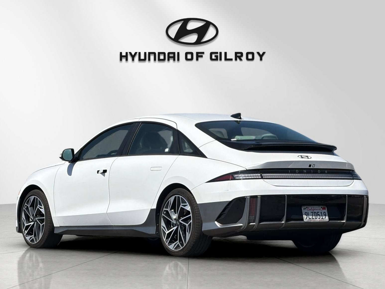 Used 2024 Hyundai Ioniq 6 SEL RWD image 3