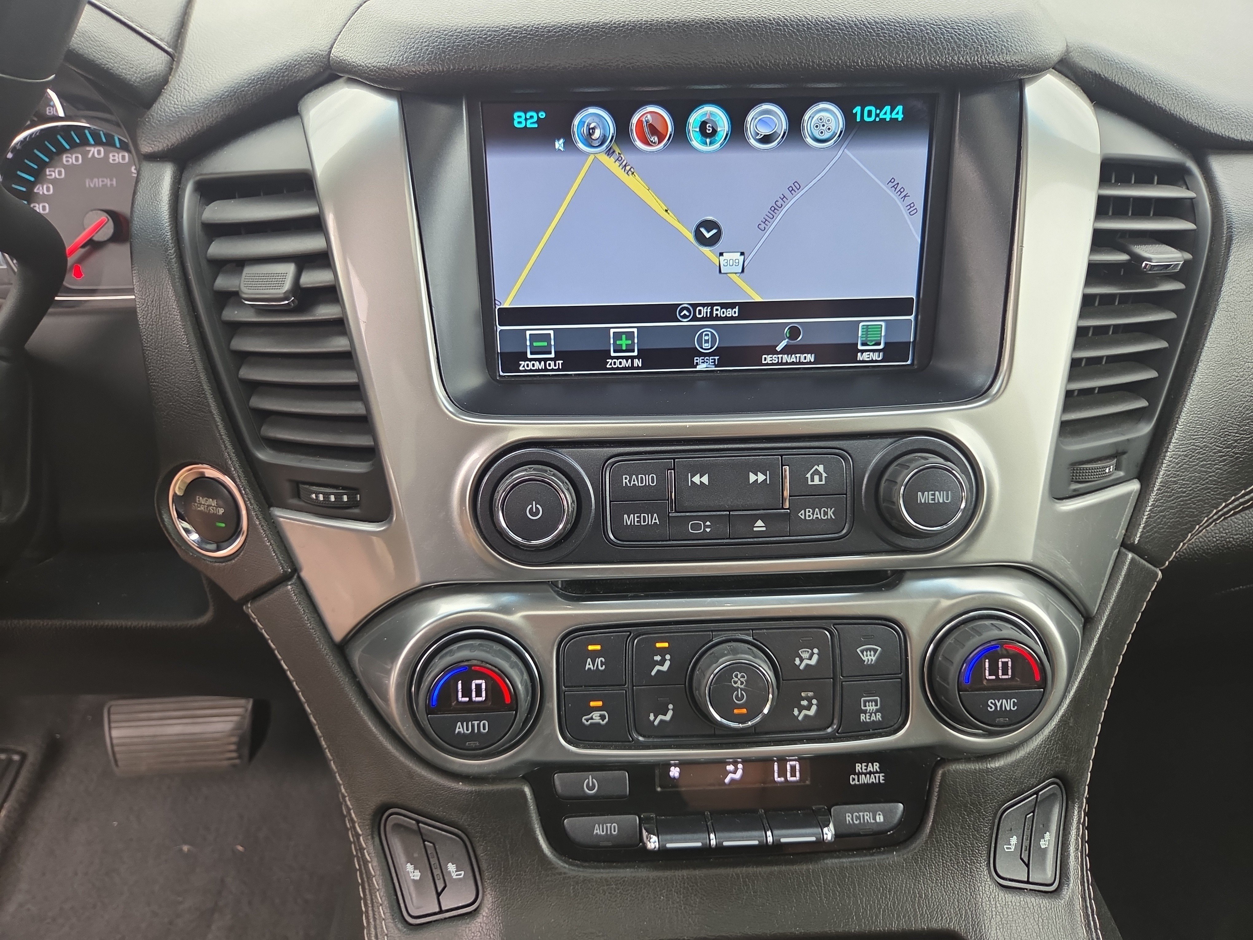 Used 2019 Chevrolet Suburban LT AWD/4WD image 25
