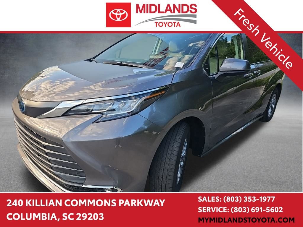 Used 2023 Toyota Sienna XLE