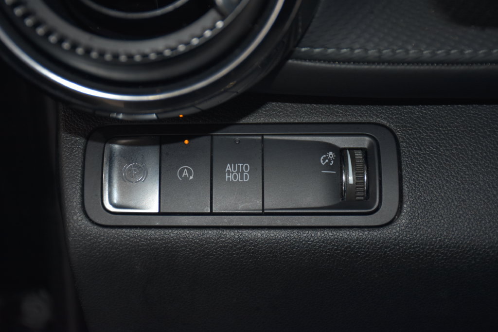 Used 2025 Chevrolet Equinox LT FWD image 11