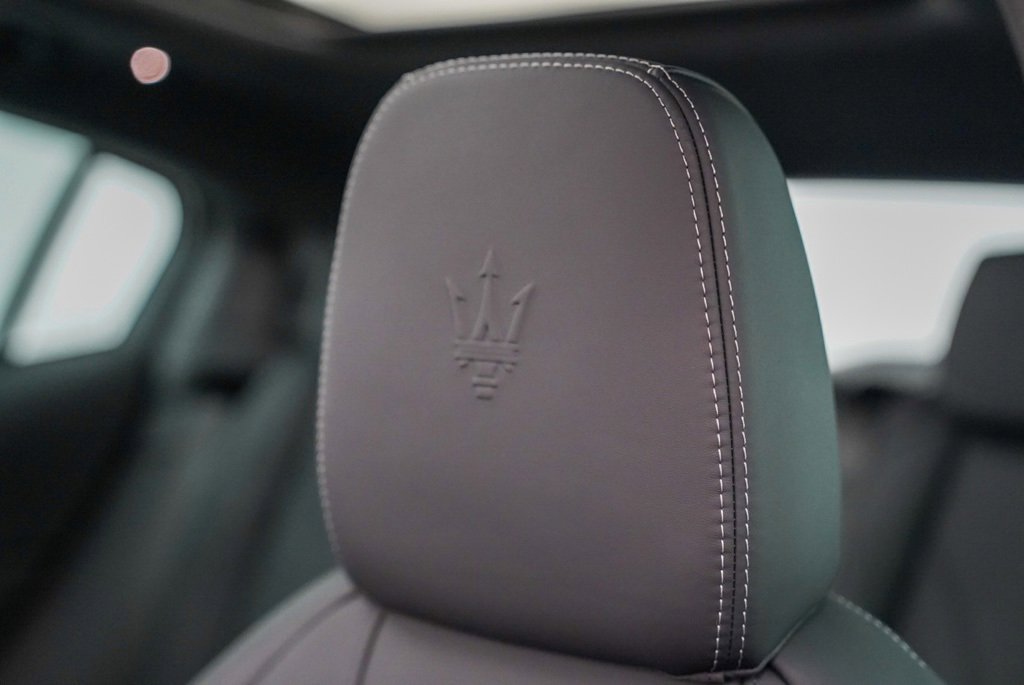 New 2025 Maserati Grecale Modena image 5