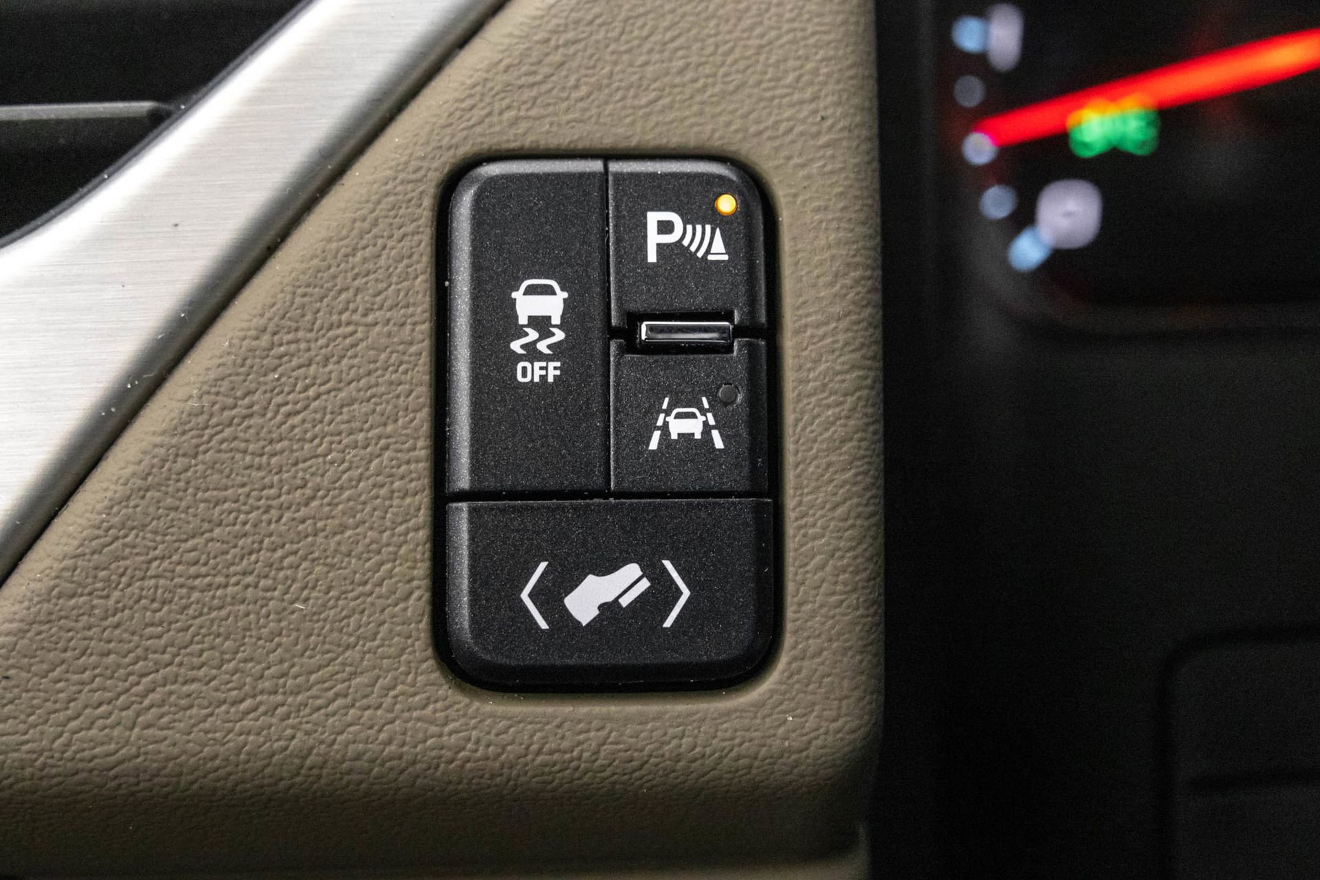 Used 2019 GMC Yukon SLT AWD/4WD image 27