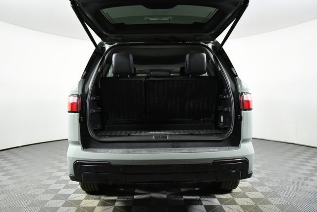 Used 2024 Toyota Sequoia Limited image 27