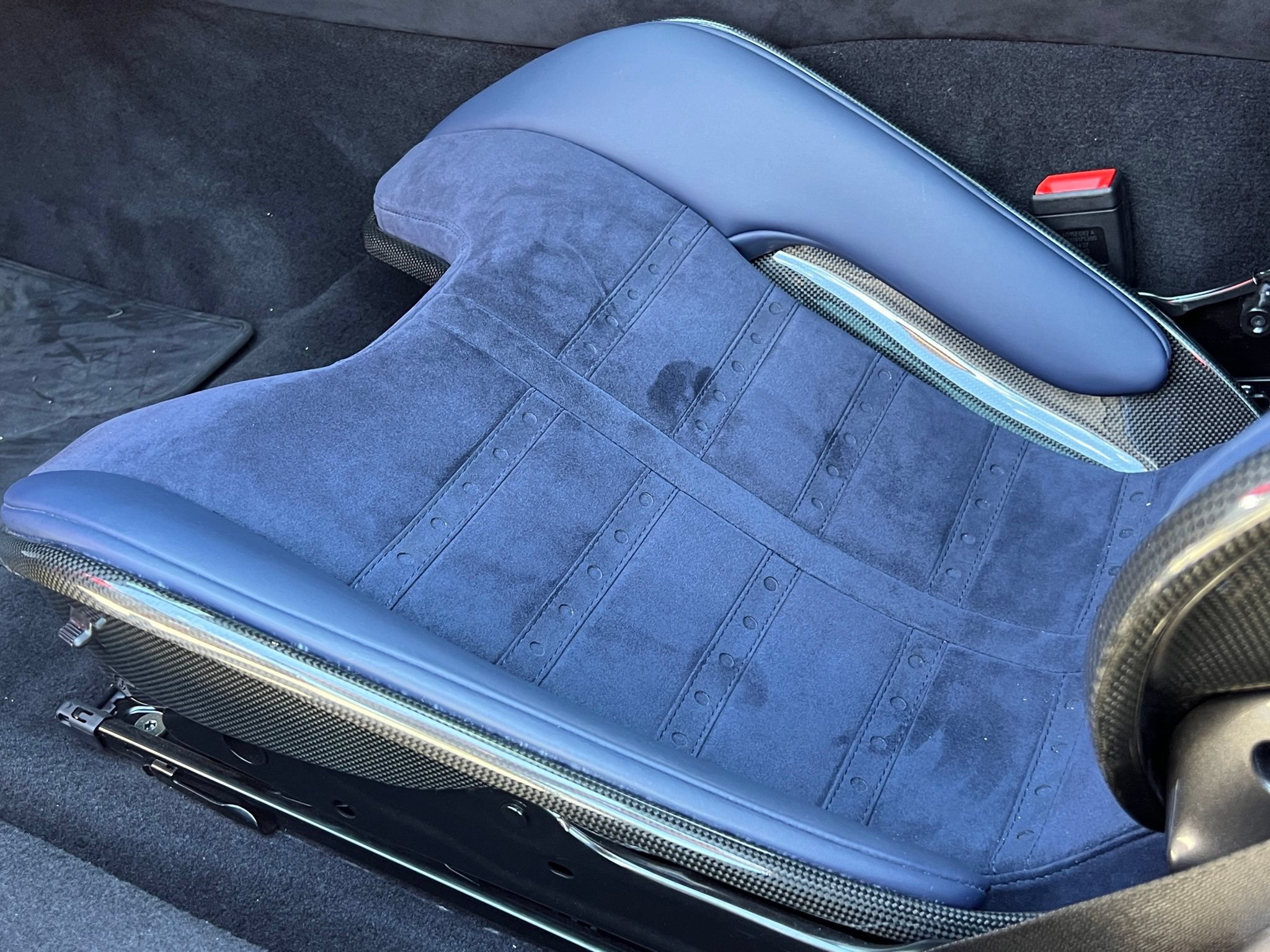 Used 2025 Ferrari 12Cilindri RWD image 31