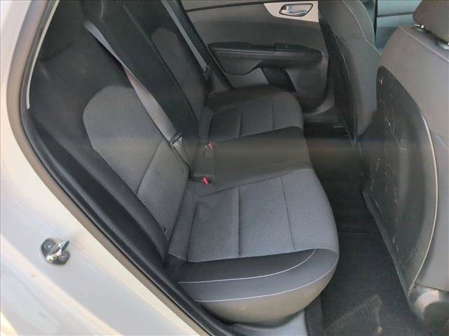 Used 2023 Kia Forte LXS w/ LXS Technology Package FWD image 19