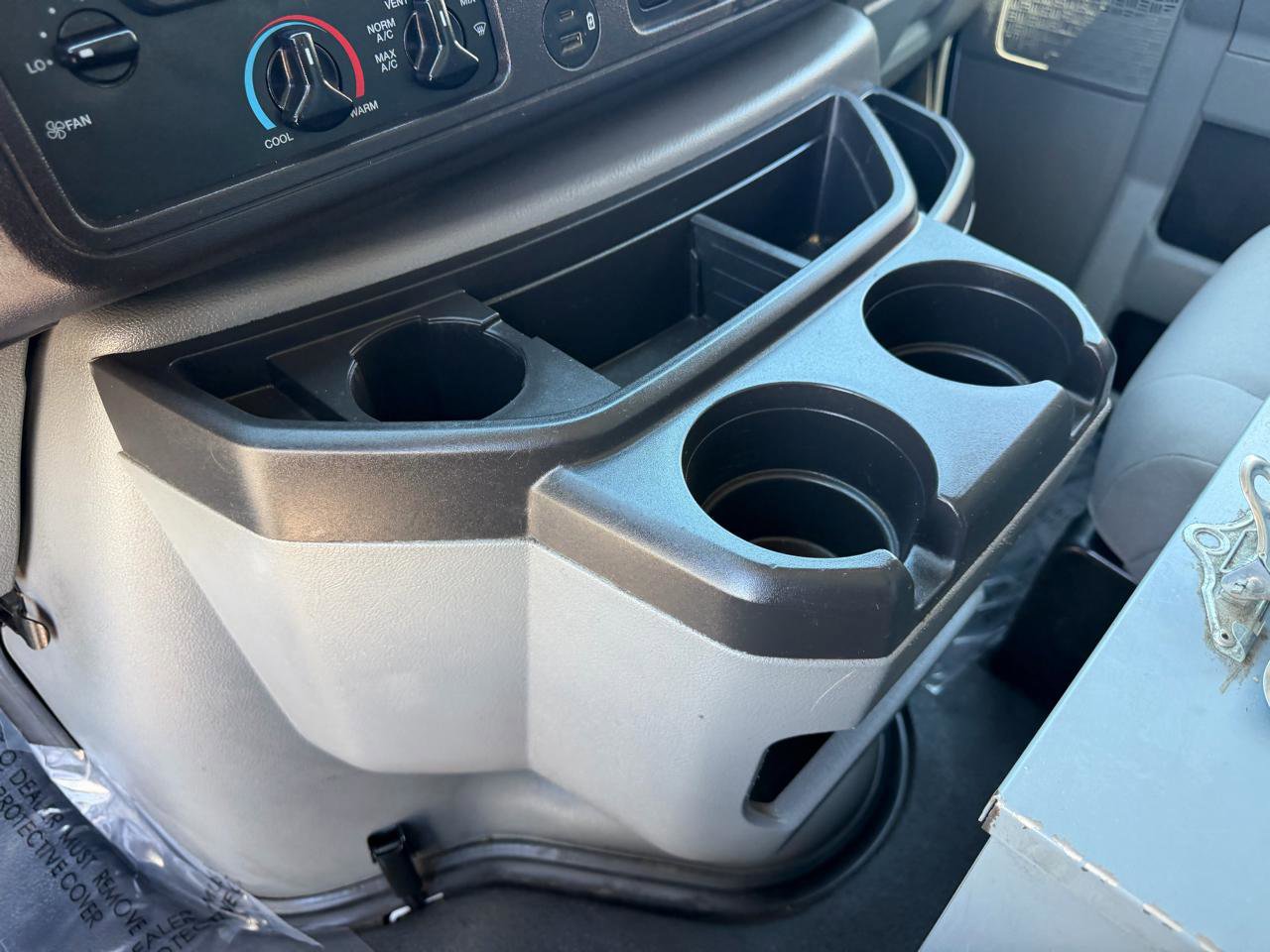 Used 2021 Ford E-350 and Econoline 350 Super Duty w/ Power Windows & Locks Group image 21