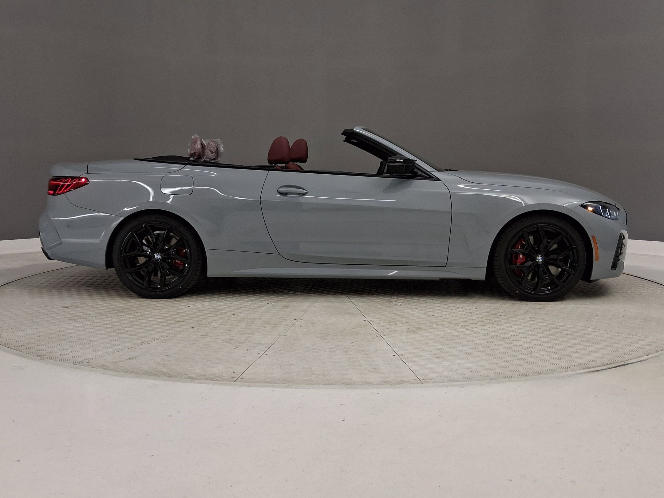 New 2026 BMW M440i Convertible w/ Premium Package RWD image 5