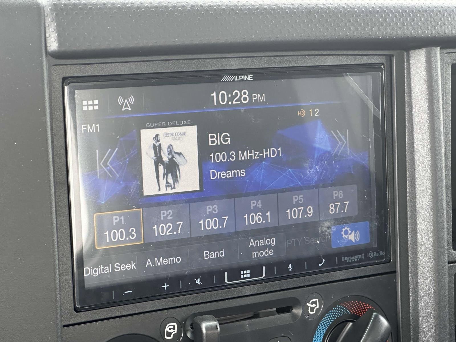 New 2024 Chevrolet Low Cab Forward image 19