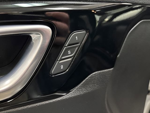 Used 2025 Jeep Compass Trailhawk w/ Trailhawk Elite Group image 37