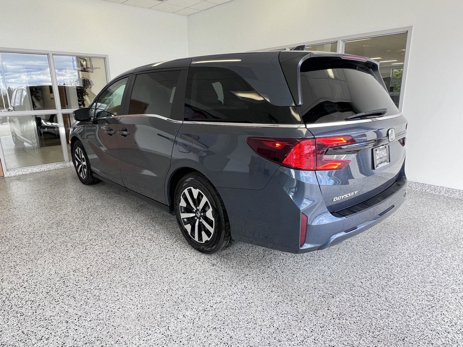 Used 2025 Honda Odyssey EX-L image 20