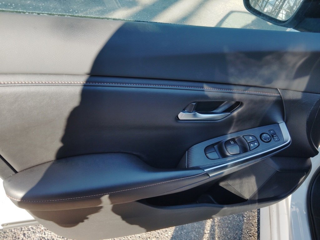 Used 2021 Nissan Sentra SR image 12