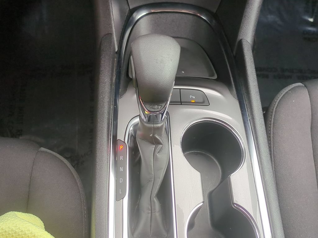Used 2024 Chevrolet Malibu LT FWD image 12