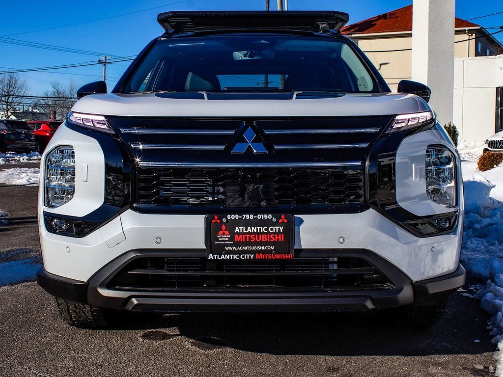 New 2026 Mitsubishi Outlander Trail Edition image 2