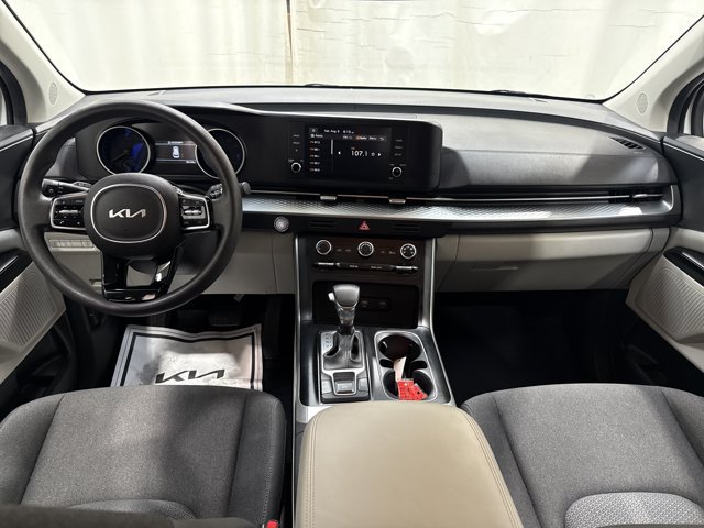Certified 2023 Kia Carnival LX FWD image 15