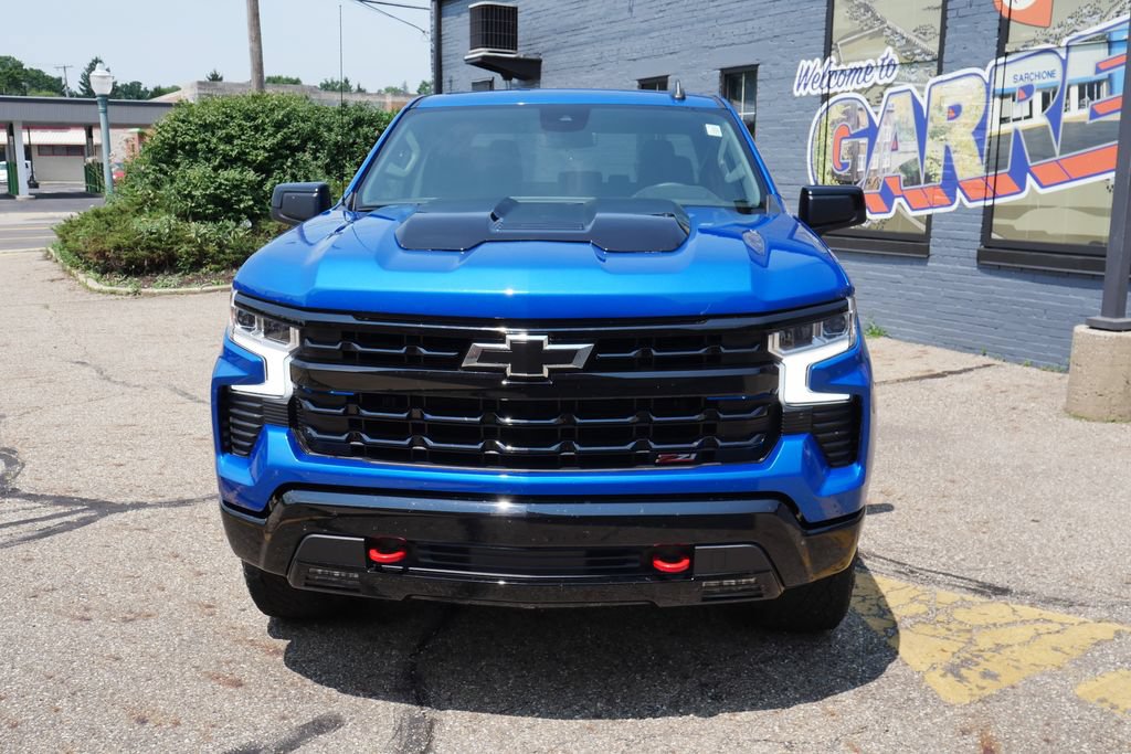 Used 2024 Chevrolet Silverado 1500 LT Trail Boss w/ Protection Package AWD/4WD image 2