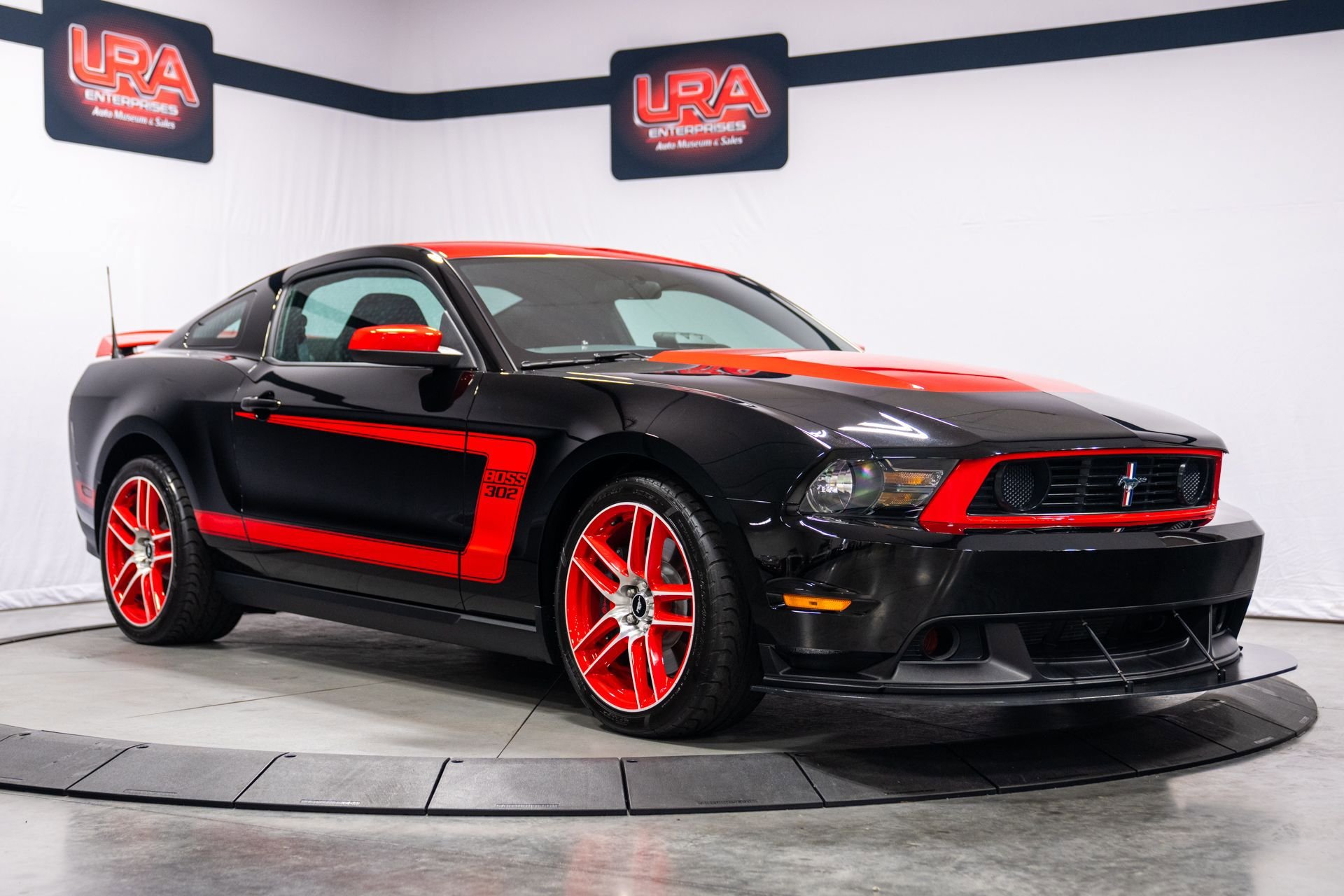 Used 2012 Ford Mustang Boss 302 RWD image 1