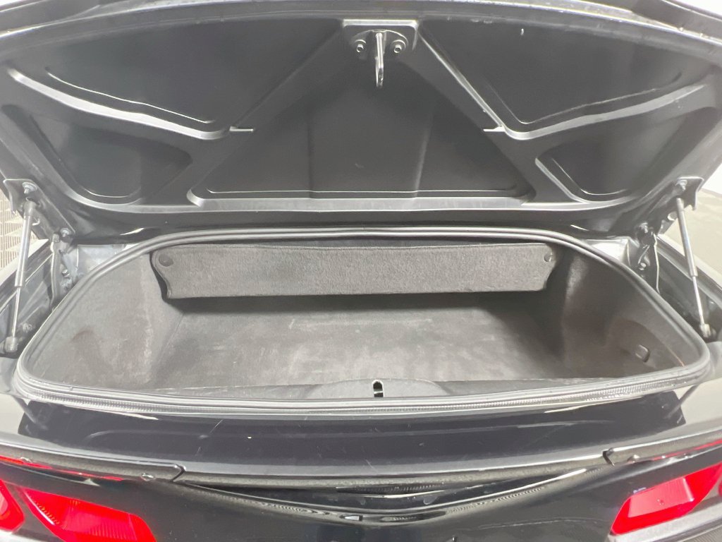 Used 2018 Chevrolet Corvette Grand Sport RWD image 29